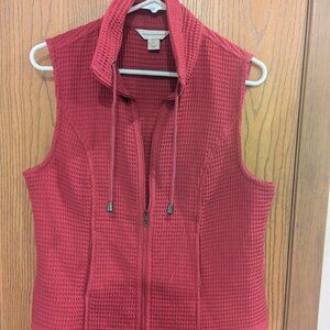 Christopher & Banks Waffle Magenta/Maroon Zip Vest with Pockets-Small